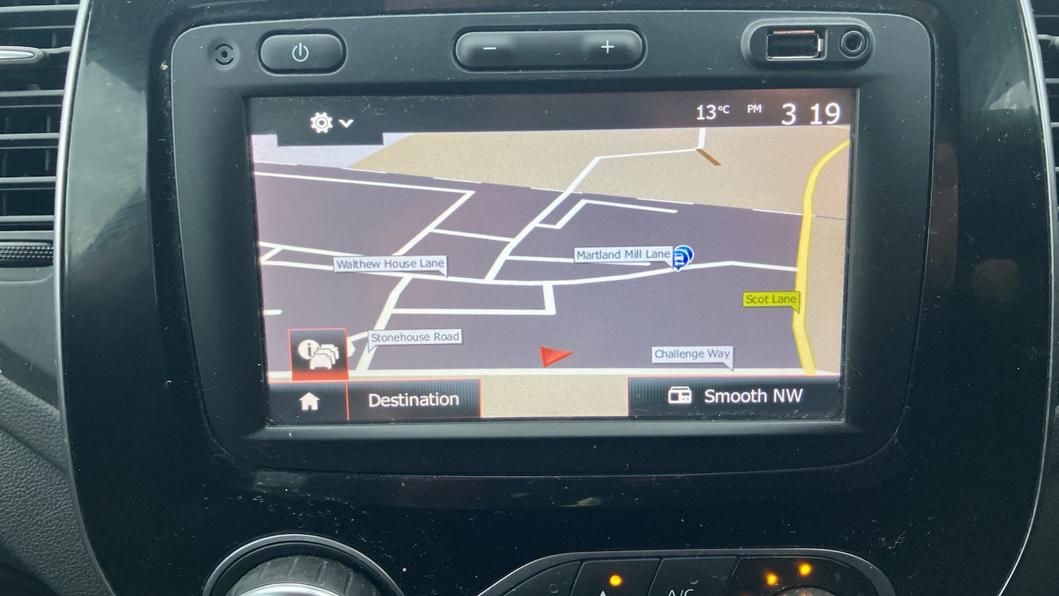 Used Renault Captur 2018 for sale - 77763335: Photo 24