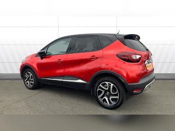 Used Renault Captur 2018 for sale - 77763335: Photo