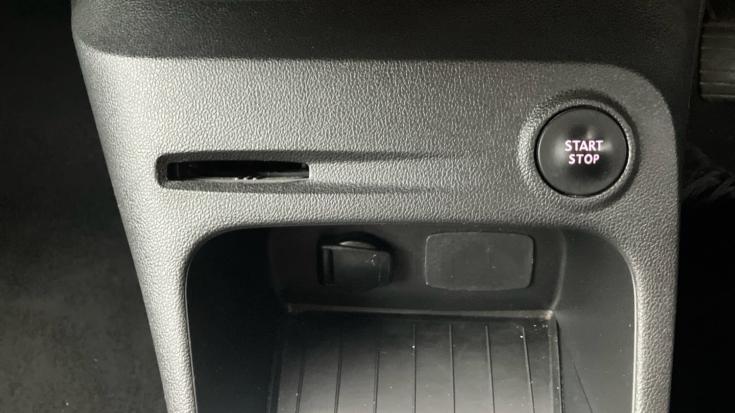 Used Renault Captur 2018 for sale - 77763335: Photo 30