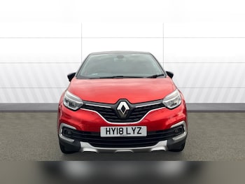 Used Renault Captur 2018 for sale - 77763335: Photo