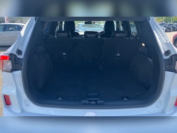 Used Ford Kuga 2023 for sale - 79307179: Photo