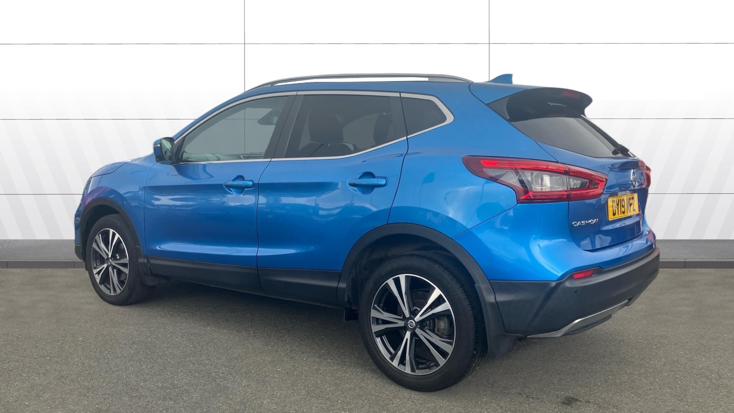 Used Nissan Qashqai 2019 for sale - 77906224: Photo 2