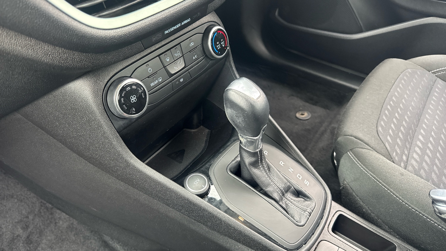 Used Ford Fiesta 2018 for sale - 76292813: Photo 13
