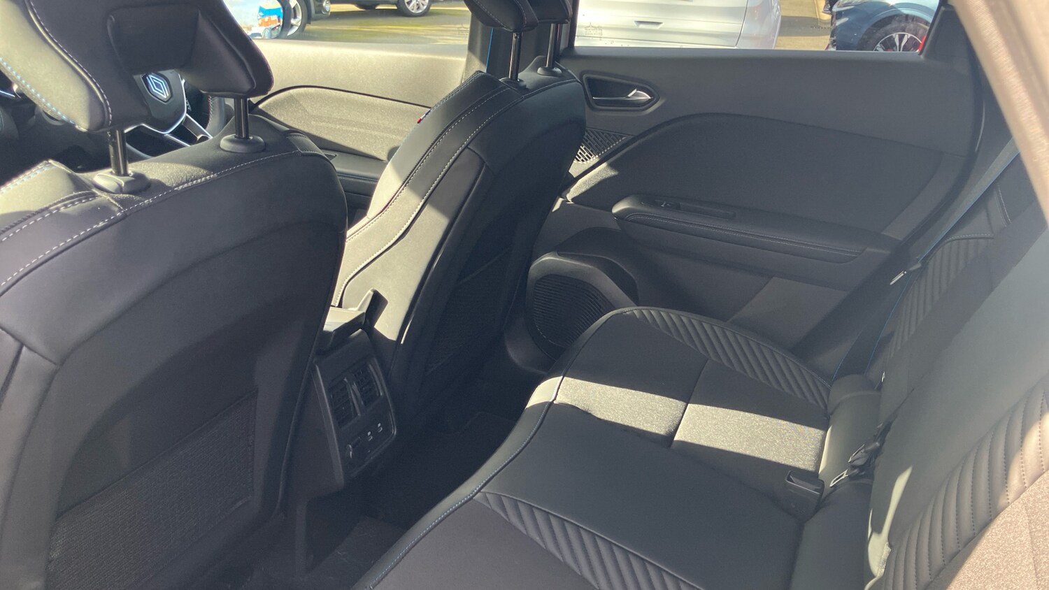 Used Renault Captur 2025 for sale - 77902274: Photo 16