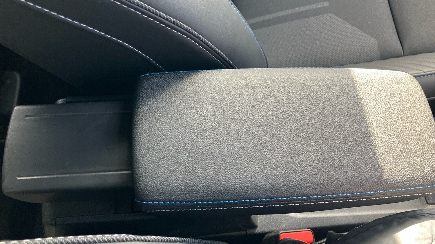 Used Renault Captur 2025 for sale - 77902274: Photo 37