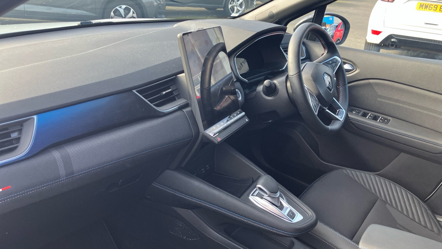 Used Renault Captur 2025 for sale - 77902274: Photo 9