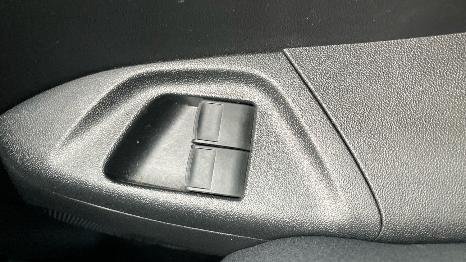 Used Peugeot 108 2019 for sale - 76907637: Photo 27