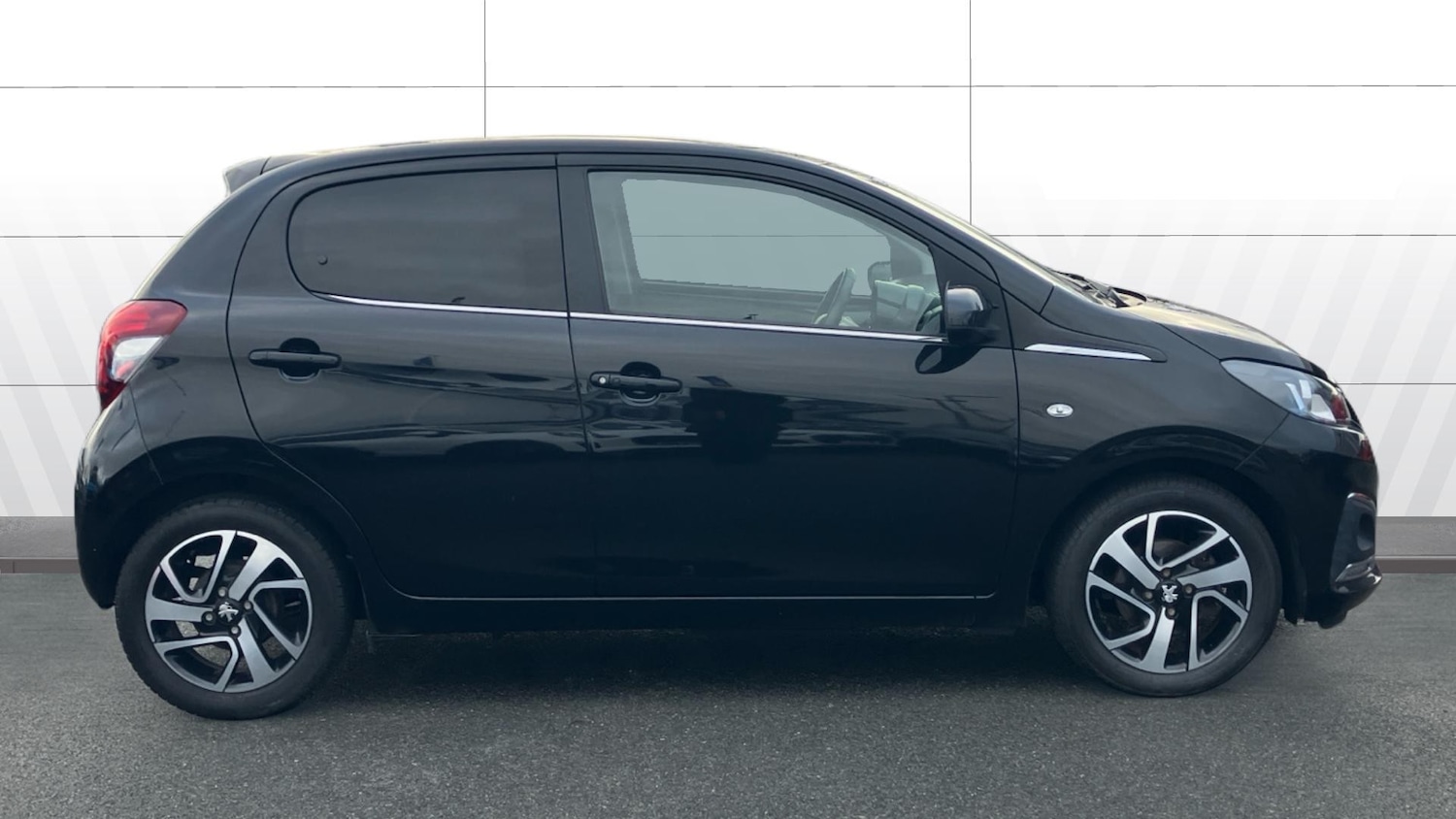 Used Peugeot 108 2019 for sale - 76907637: Photo 5