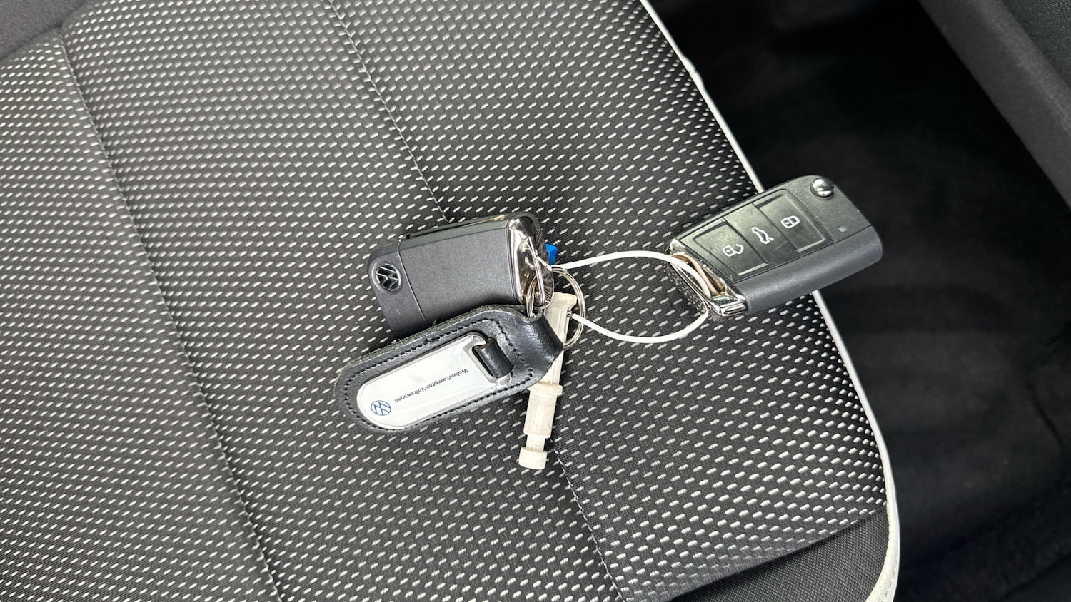 Used Volkswagen T-Roc 2021 for sale - 76490452: Photo 20