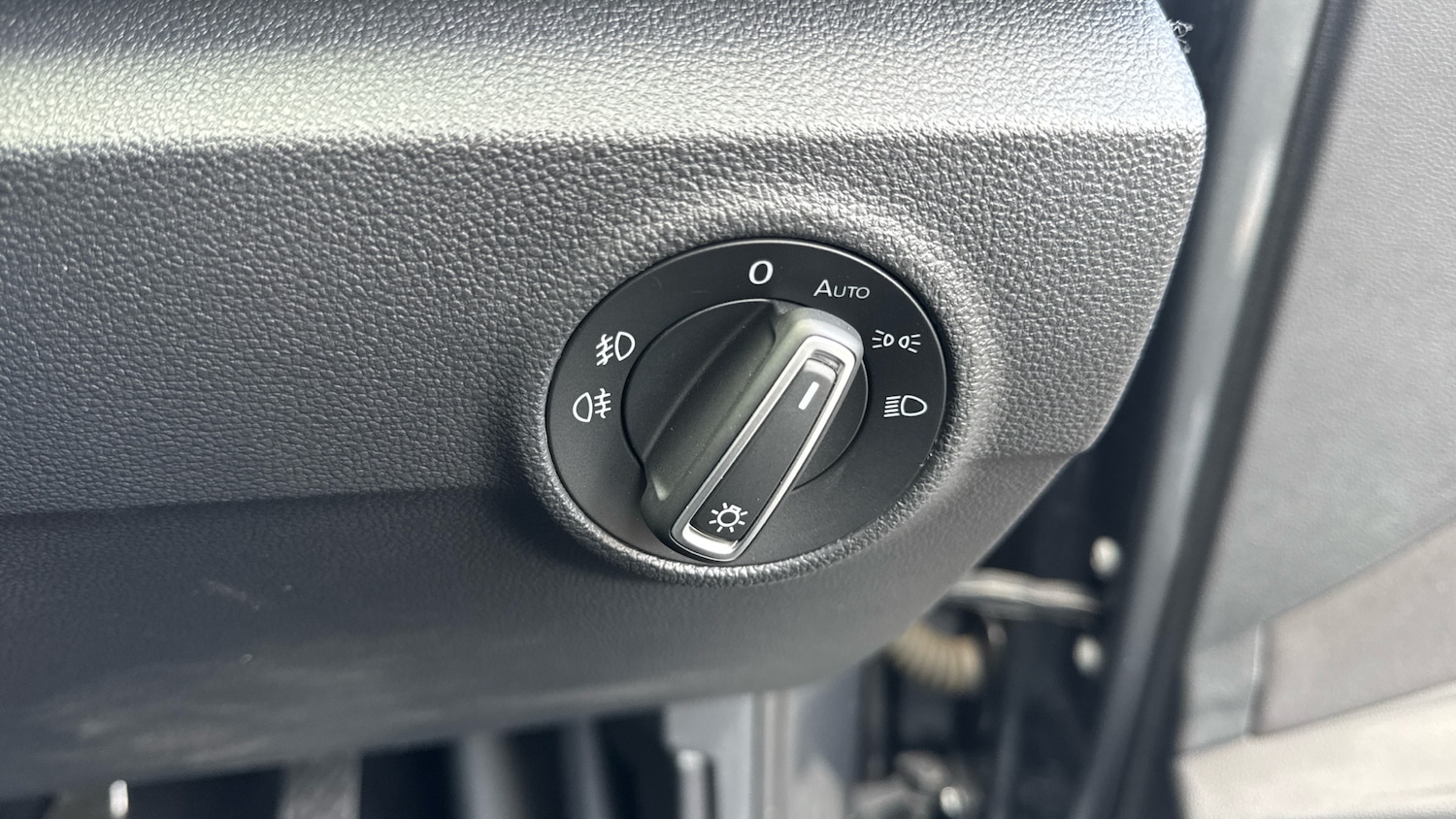 Used Volkswagen T-Roc 2021 for sale - 76490452: Photo 26