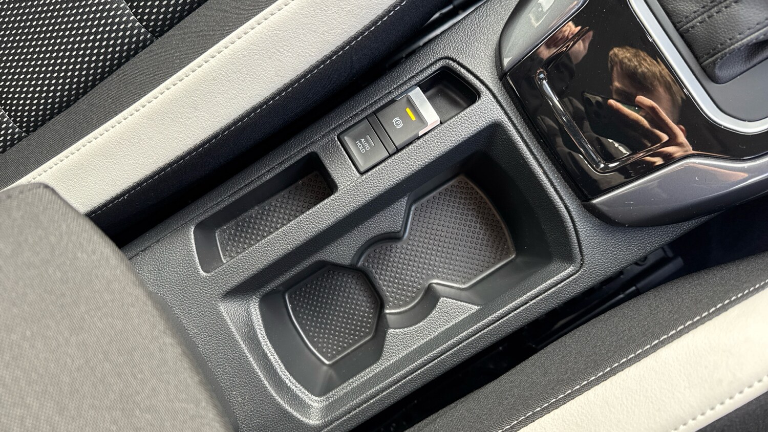 Used Volkswagen T-Roc 2021 for sale - 76490452: Photo 35