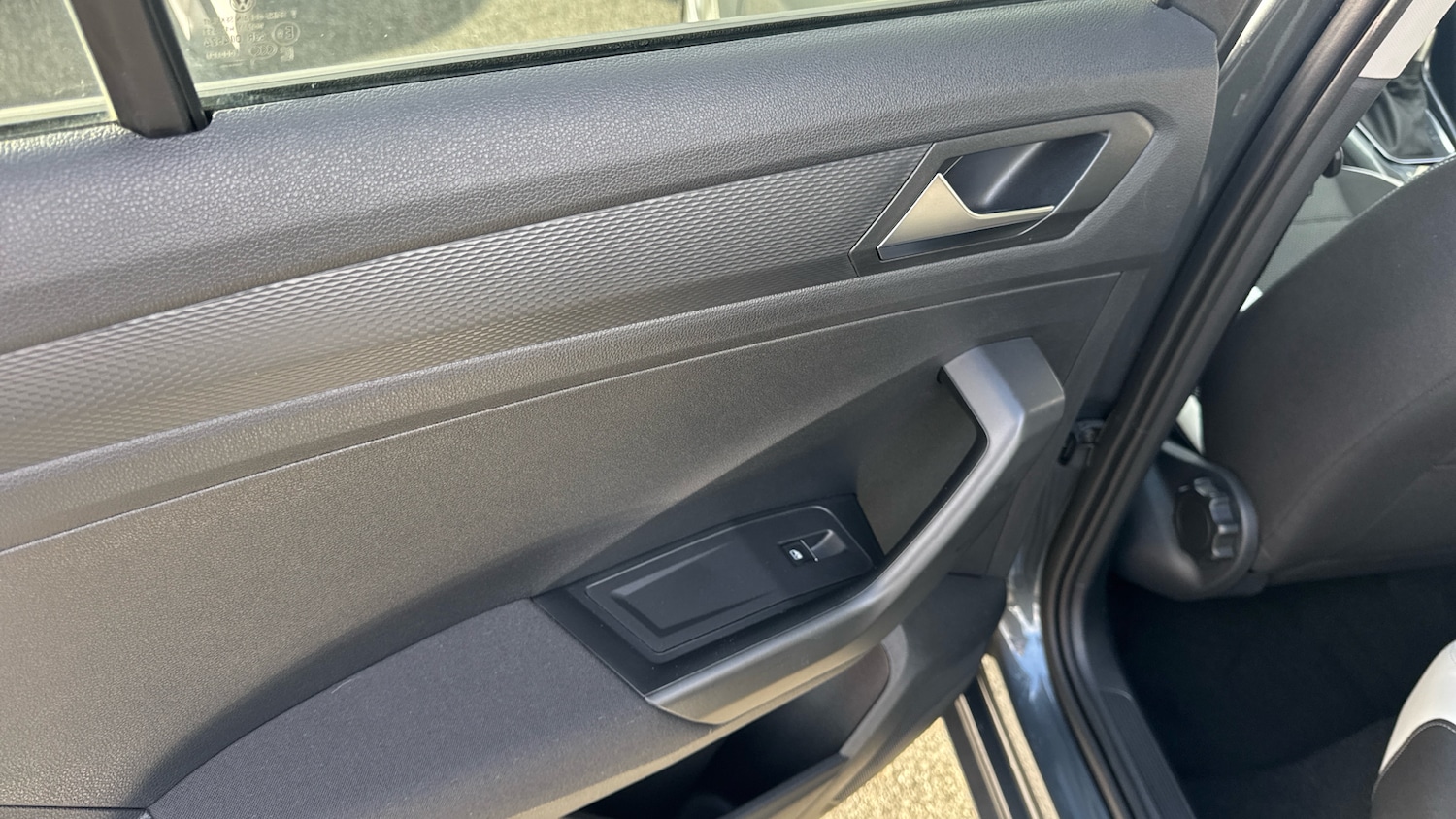 Used Volkswagen T-Roc 2021 for sale - 76490452: Photo 40