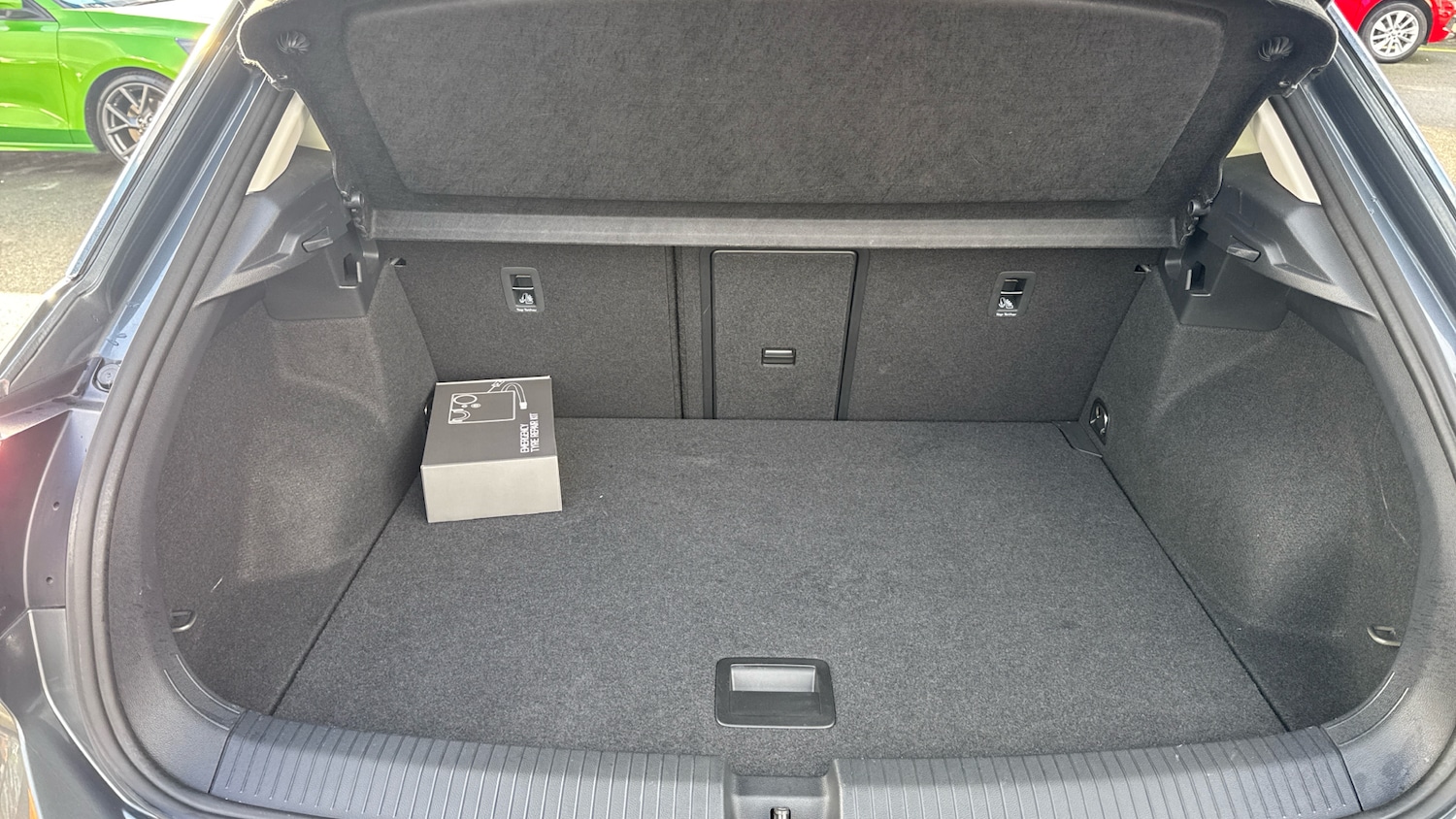 Used Volkswagen T-Roc 2021 for sale - 76490452: Photo 45