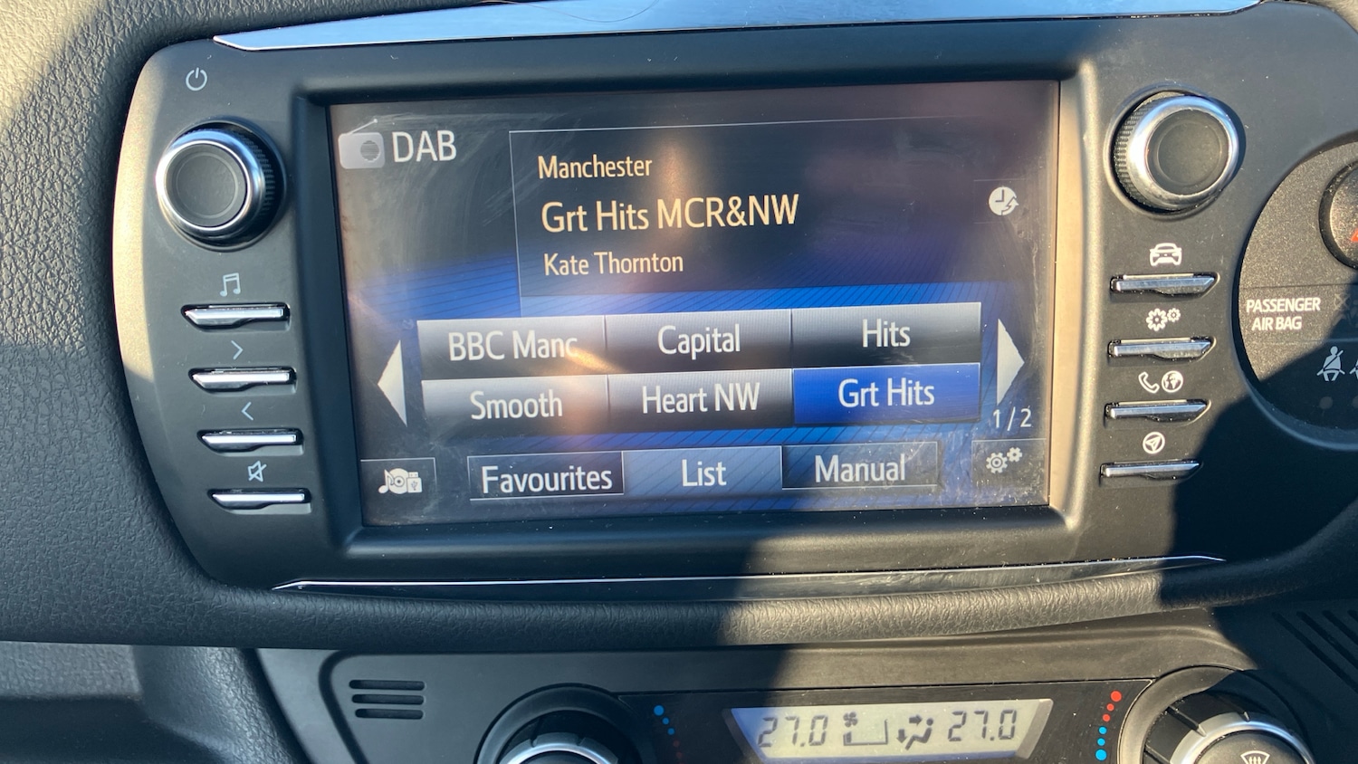 Used Toyota Yaris 2017 for sale - 76637268: Photo 30