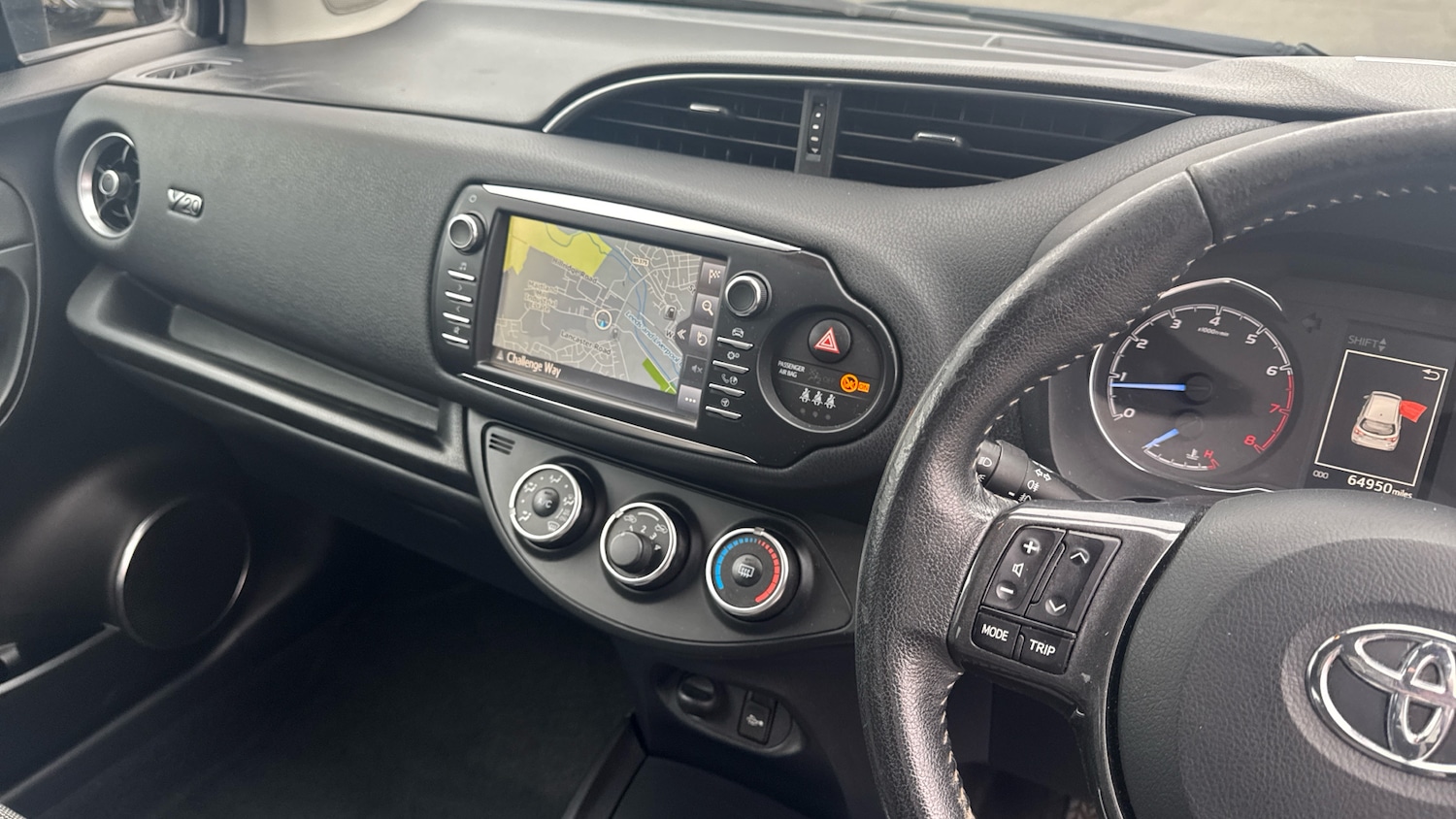 Used Toyota Yaris 2019 for sale - 76311286: Photo 14