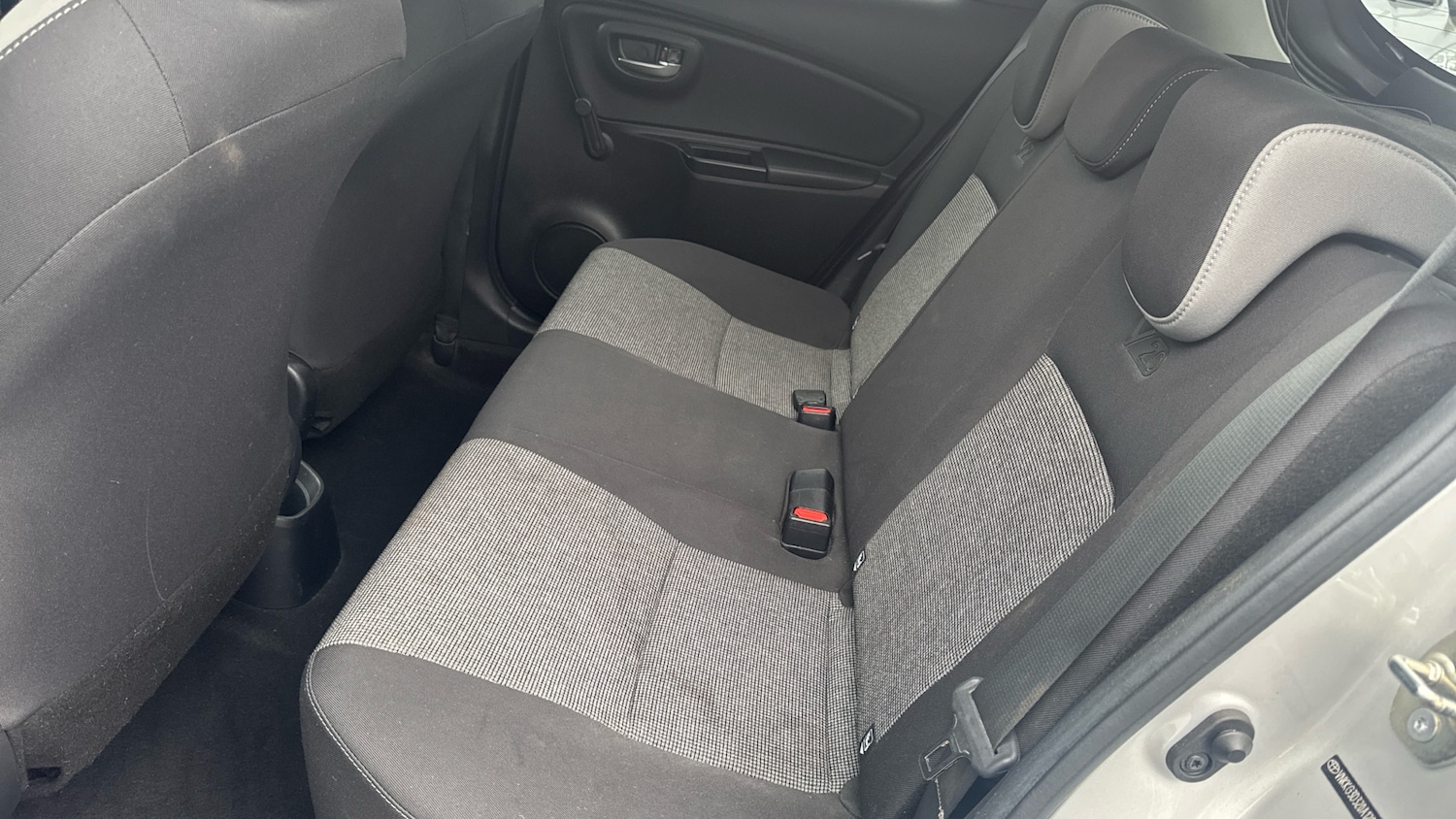 Used Toyota Yaris 2019 for sale - 76311286: Photo 16