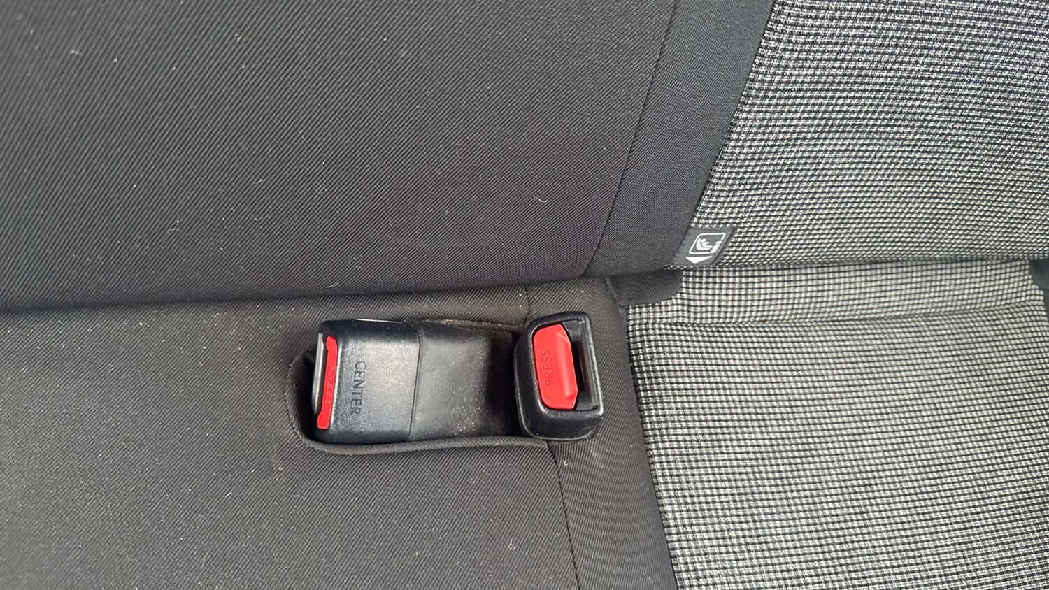 Used Toyota Yaris 2019 for sale - 76311286: Photo 17