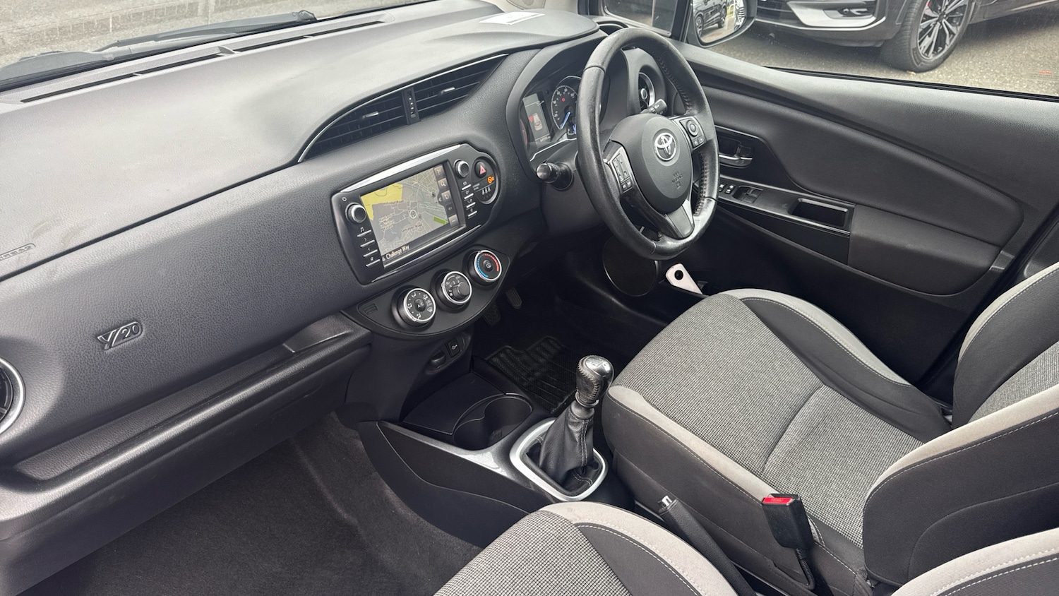 Used Toyota Yaris 2019 for sale - 76311286: Photo 9