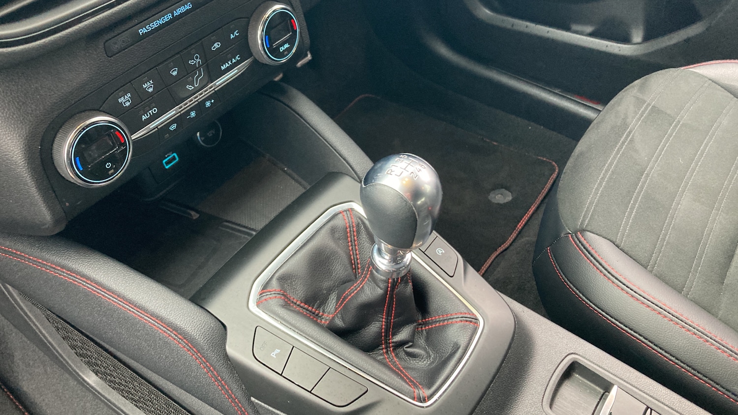 Used Ford Kuga 2020 for sale - 76892879: Photo 13