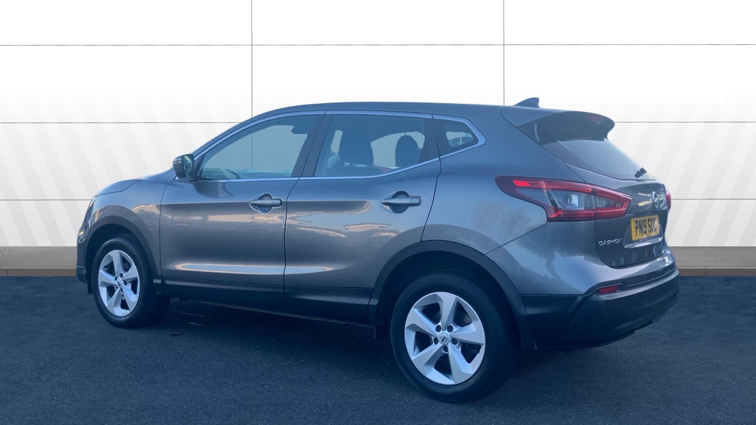 Used Nissan Qashqai 2019 for sale - 77763337: Photo 2