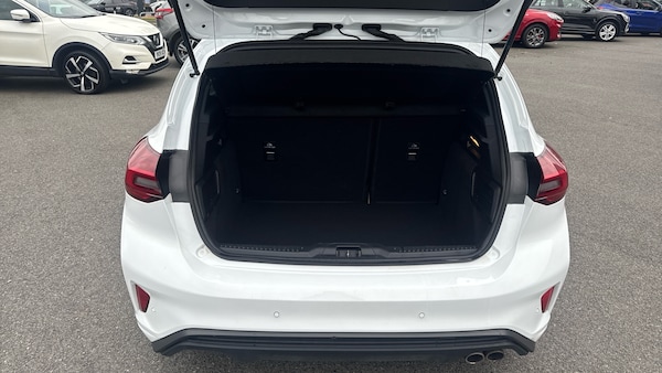 Used Ford Focus 2022 for sale - 76089975: Photo 4