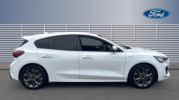 Used Ford Focus 2022 for sale - 76089975: Photo 5
