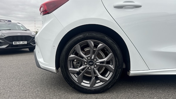 Used Ford Focus 2022 for sale - 76089975: Photo 7