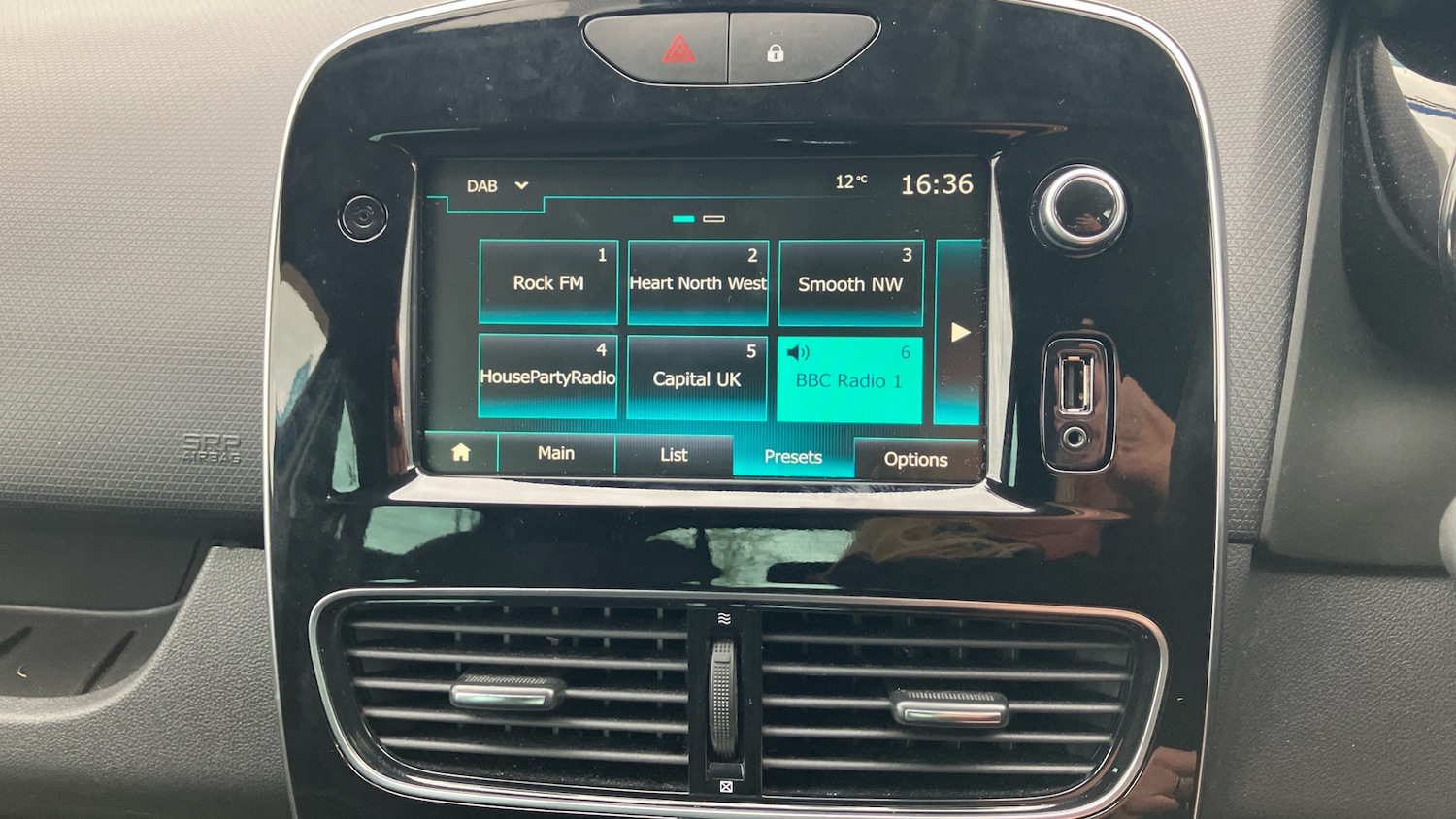 Used Renault Clio 2019 for sale - 78093354: Photo 12