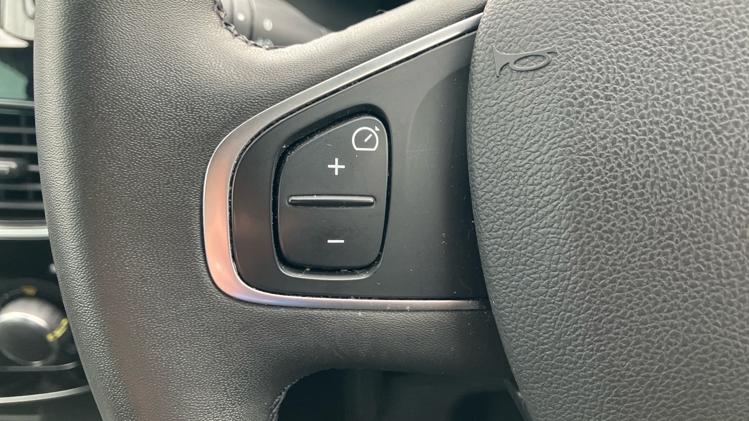 Used Renault Clio 2019 for sale - 78093354: Photo 21