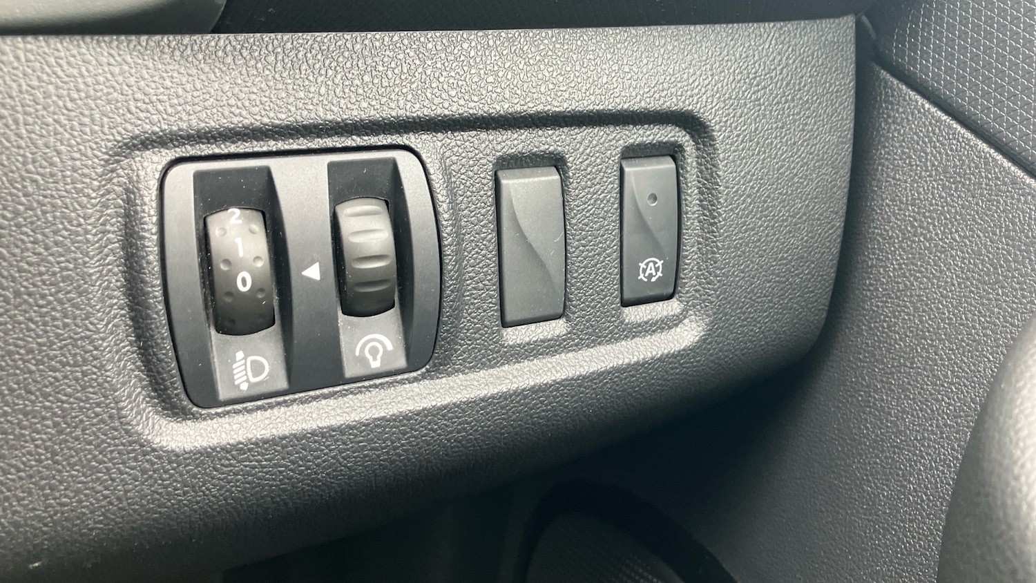 Used Renault Clio 2019 for sale - 78093354: Photo 26