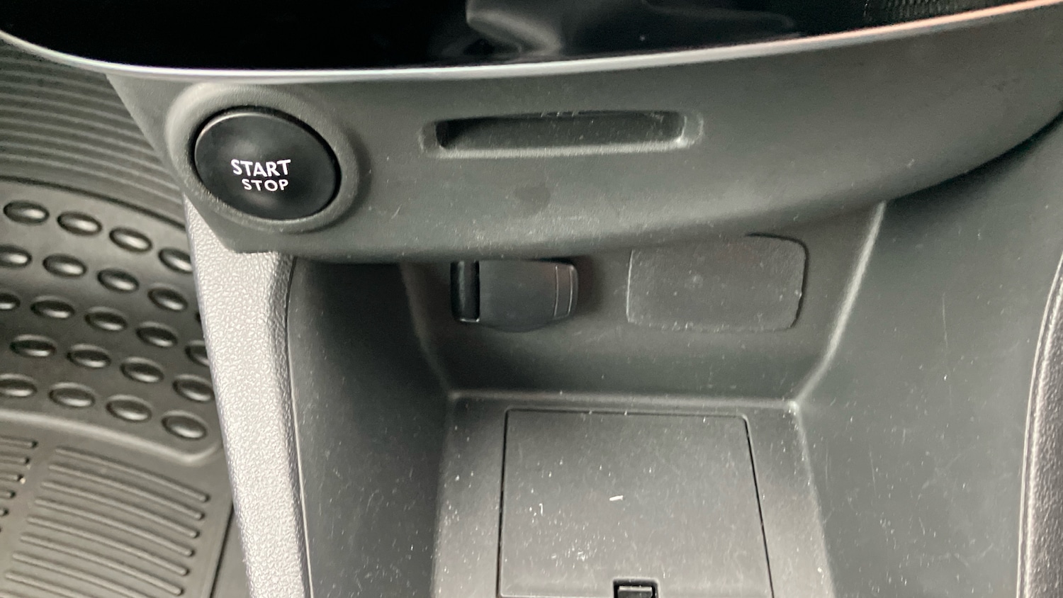 Used Renault Clio 2019 for sale - 78093354: Photo 30