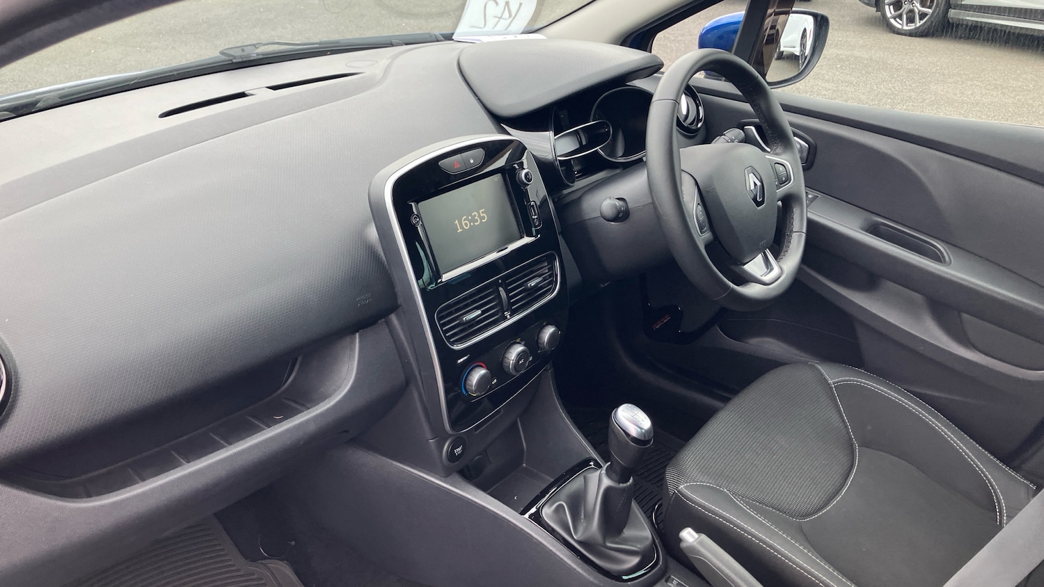 Used Renault Clio 2019 for sale - 78093354: Photo 9
