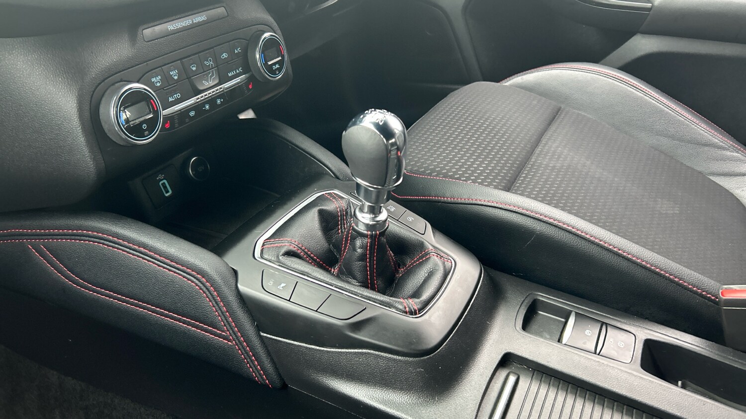 Used Ford Focus 2019 for sale - 77581920: Photo 13