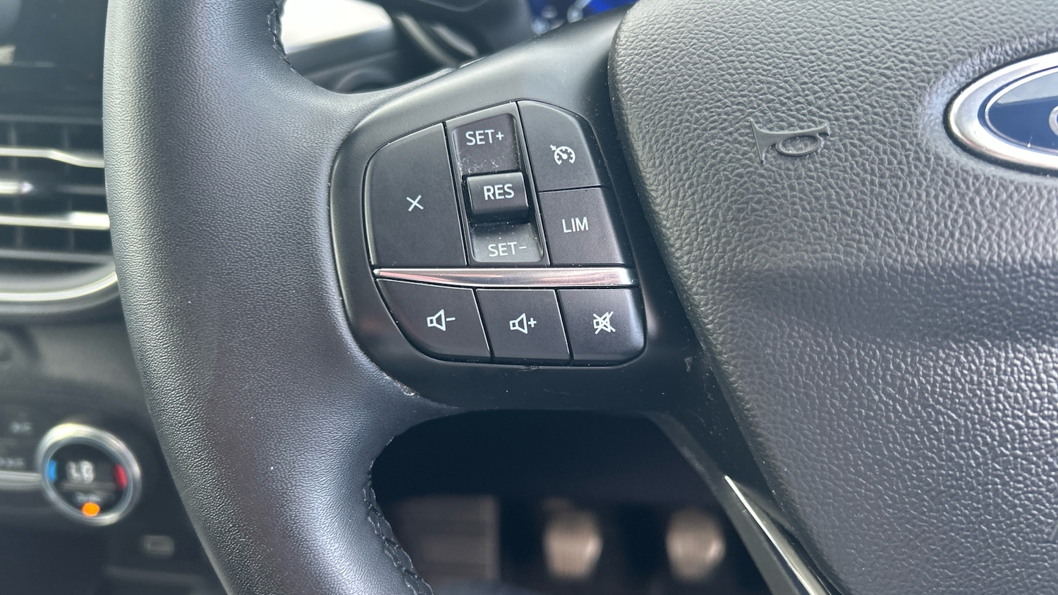 Used Ford Kuga 2023 for sale - 78028434: Photo 25