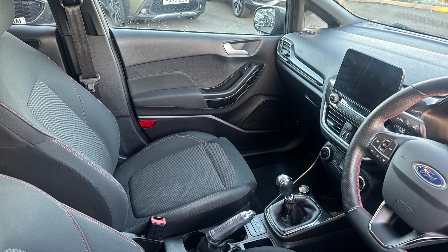 Used Ford Fiesta 2019 for sale - 76611513: Photo 14