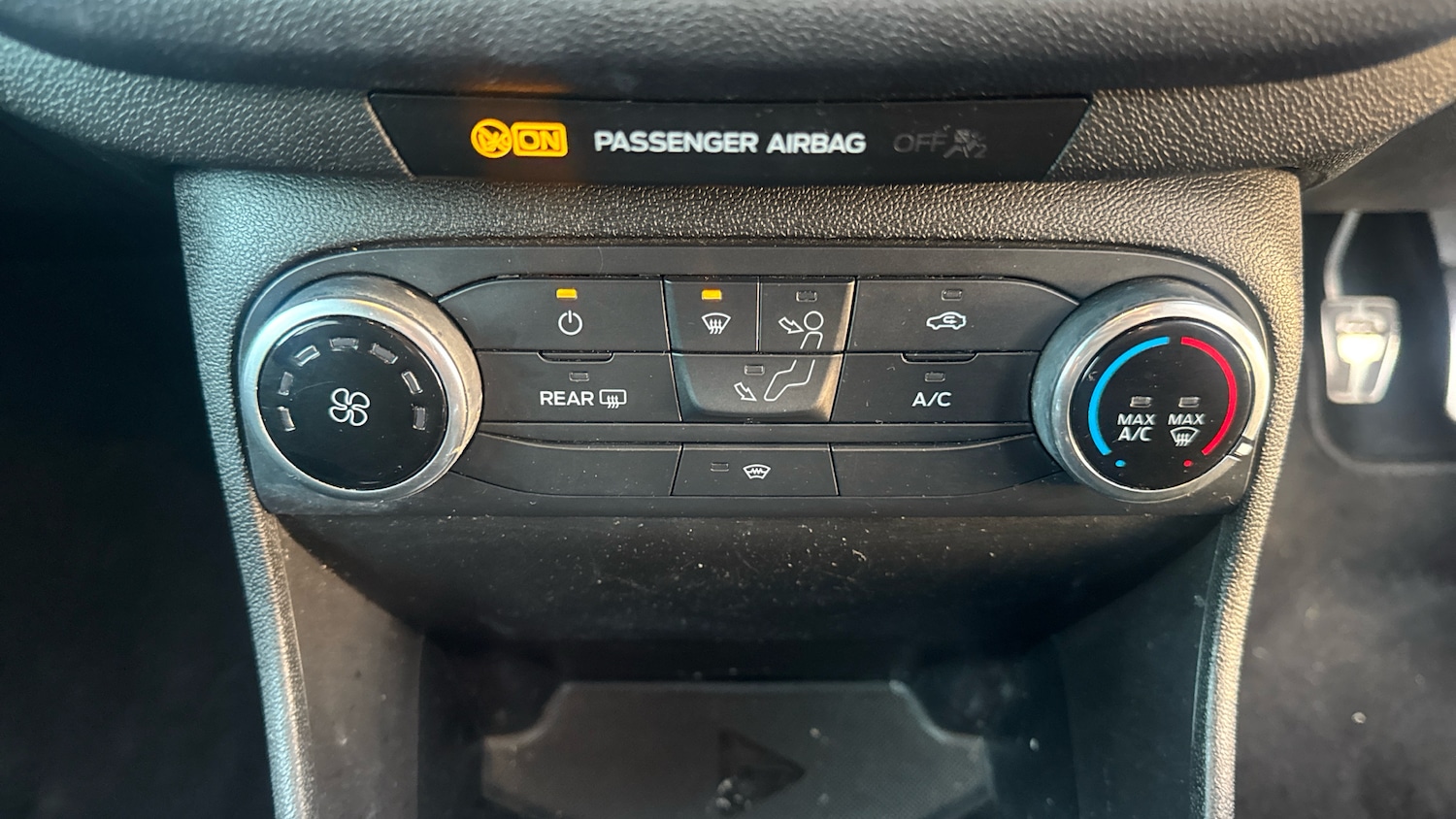 Used Ford Fiesta 2019 for sale - 76611513: Photo 32