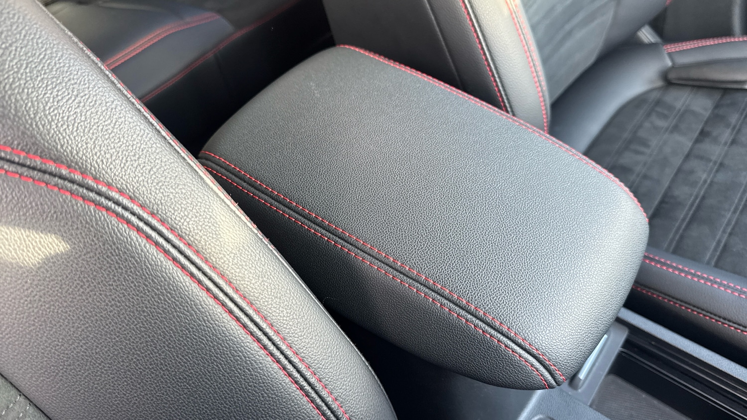 Used Ford Kuga 2020 for sale - 76477112: Photo 39