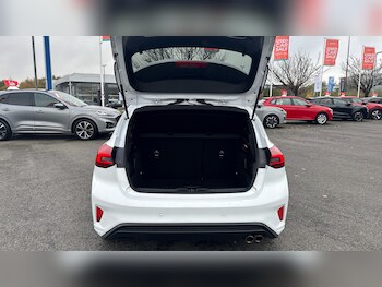 Used Ford Focus 2023 for sale - 76508074: Photo