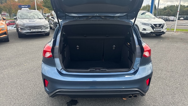 Used Ford Focus 2020 for sale - 76205402: Photo 4