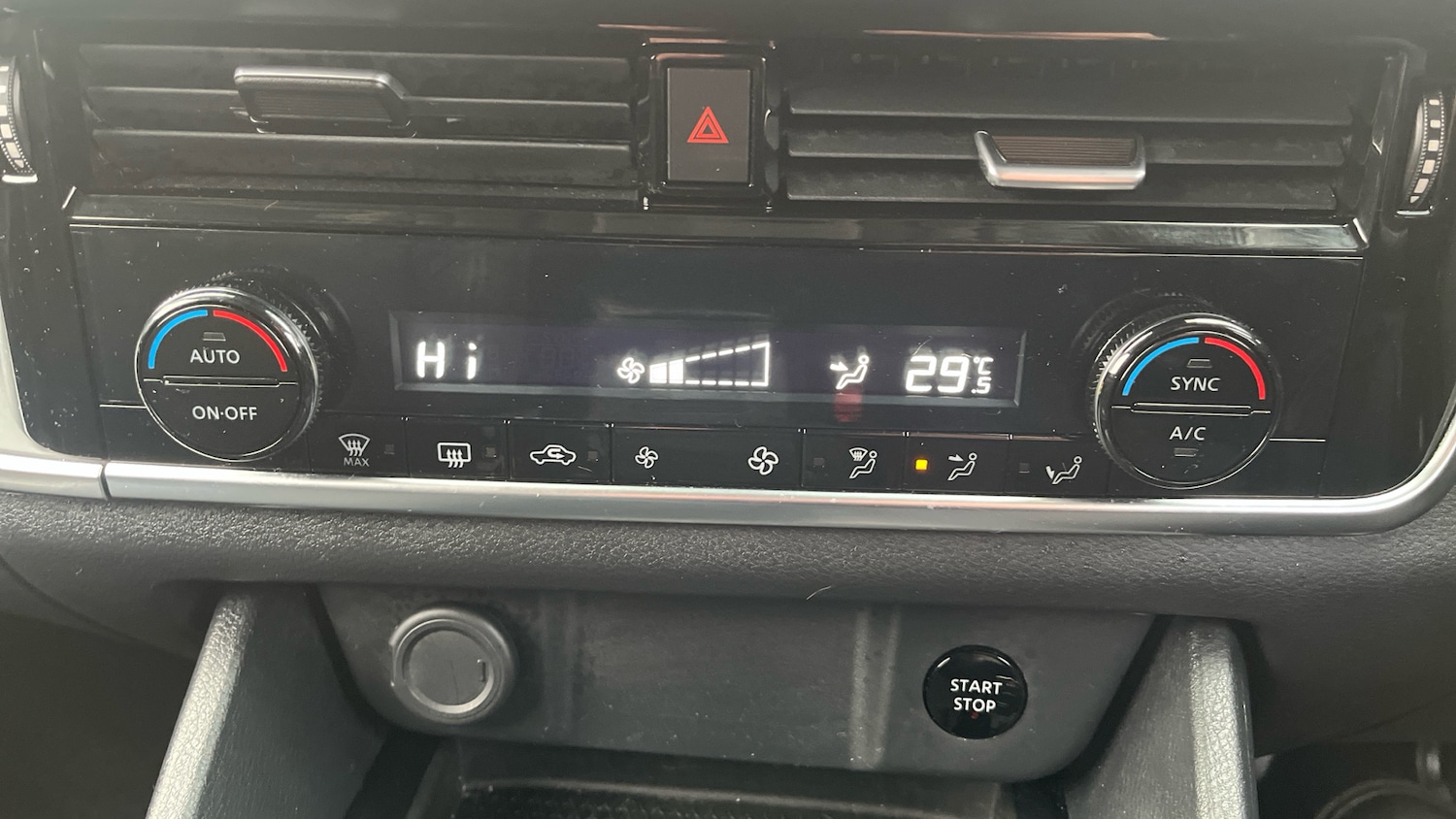 Used Nissan Qashqai 2023 for sale - 77641254: Photo 21