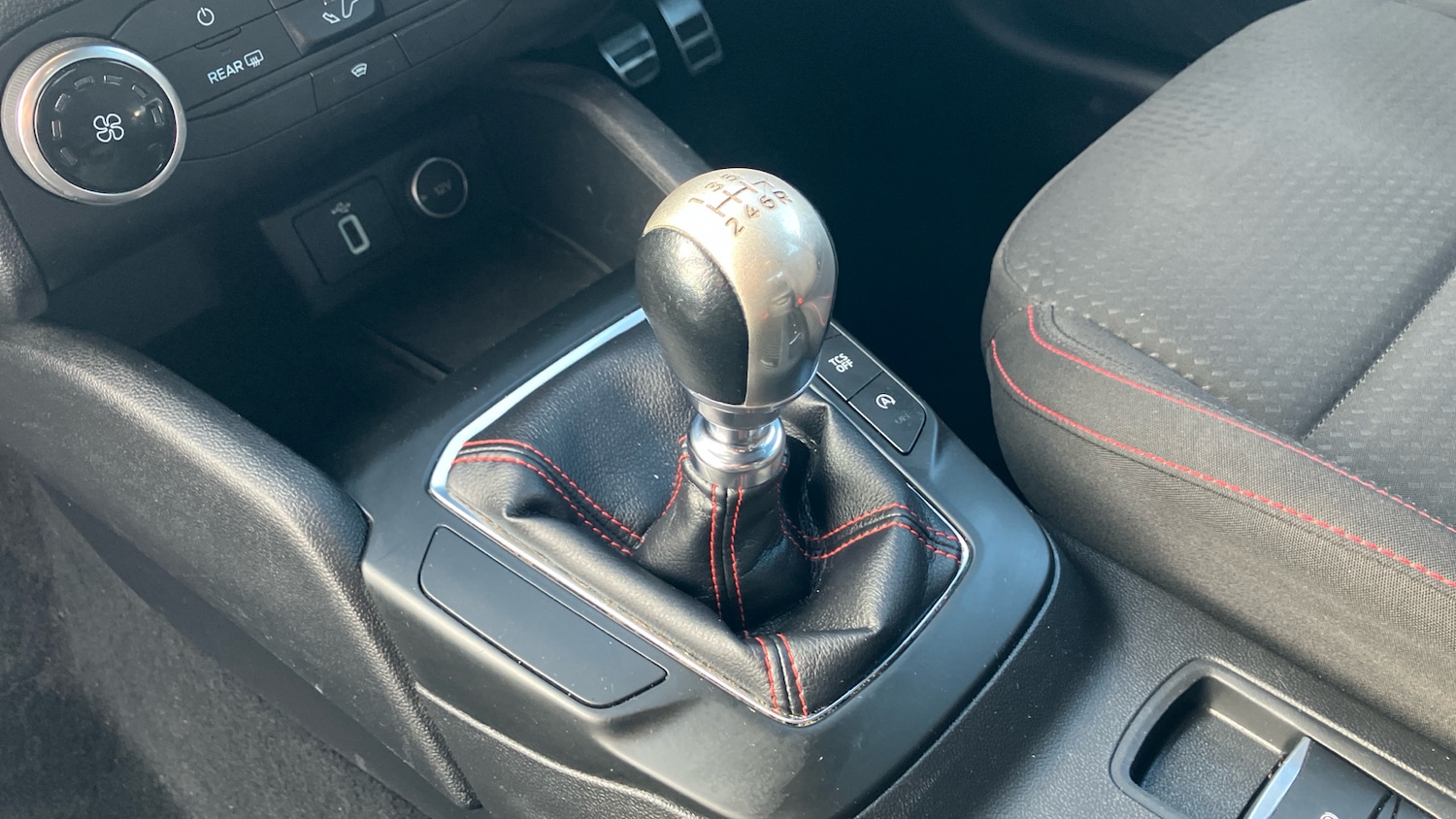 Used Ford Focus 2019 for sale - 77763340: Photo 13