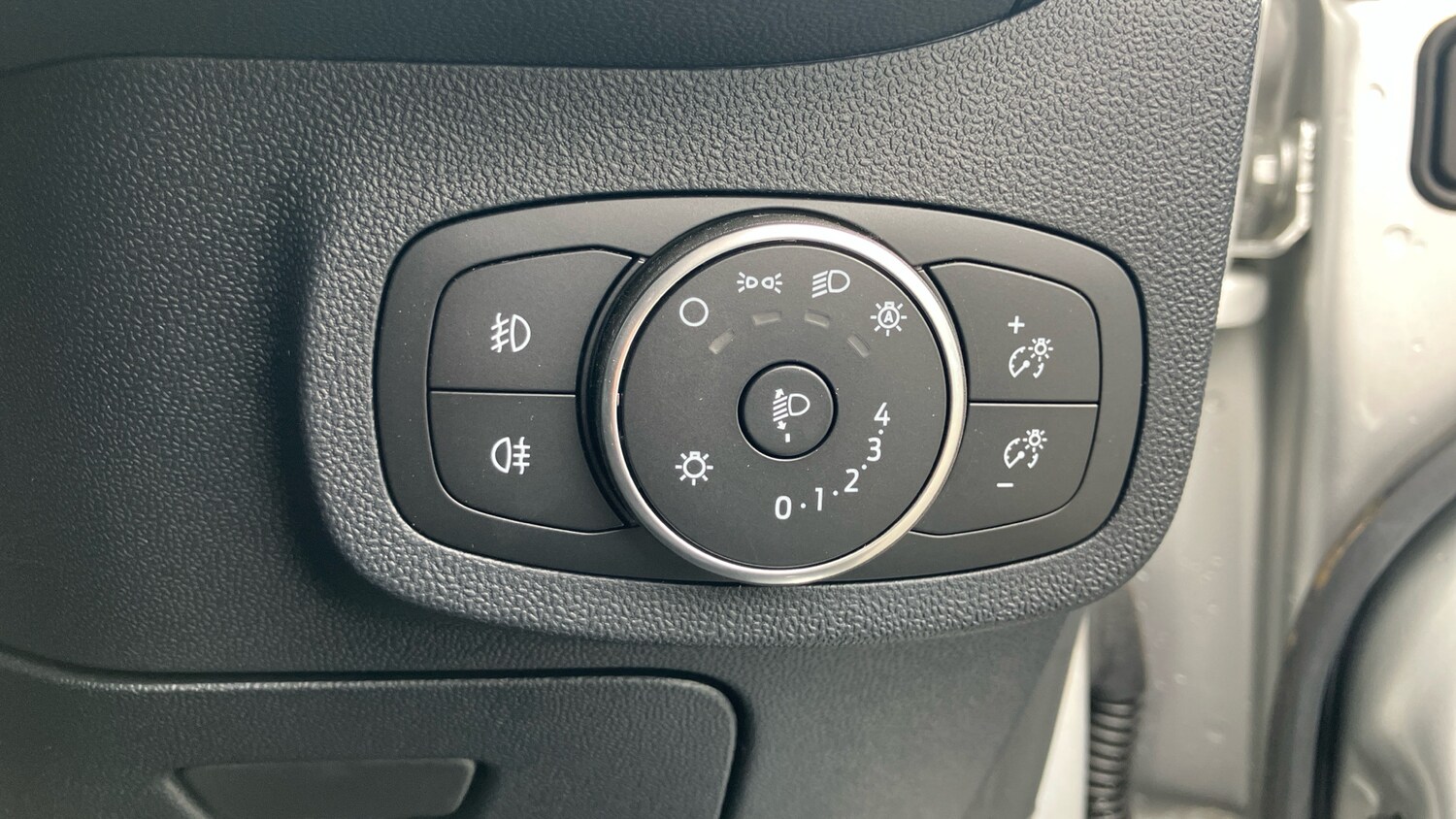 Used Ford Fiesta 2020 for sale - 76335081: Photo 23