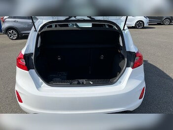 Used Ford Fiesta 2018 for sale - 78971386: Photo