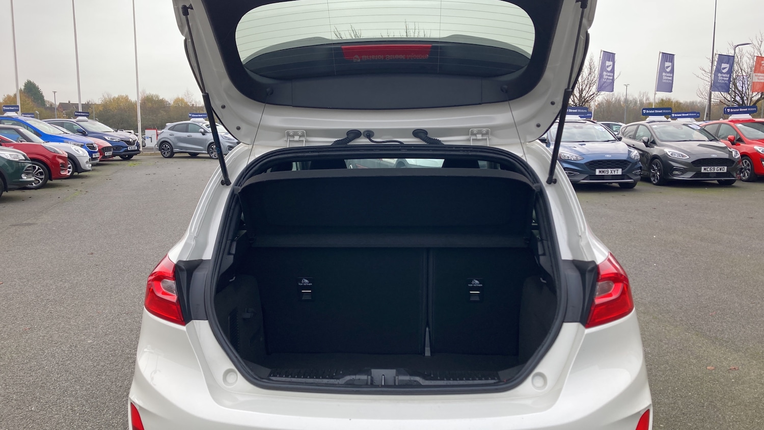 Used Ford Fiesta 2020 for sale - 76891940: Photo 4