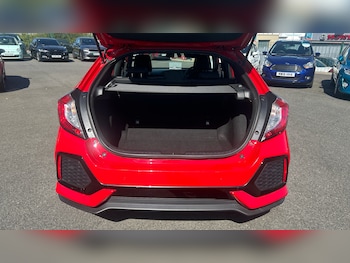 Used Honda Civic 2017 for sale - 78433360: Photo