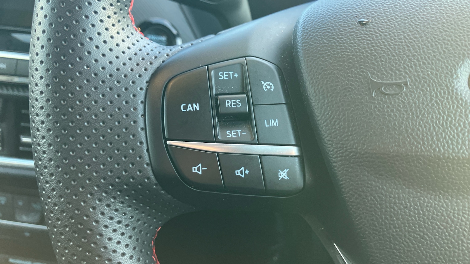 Used Ford Puma 2023 for sale - 76892887: Photo 28