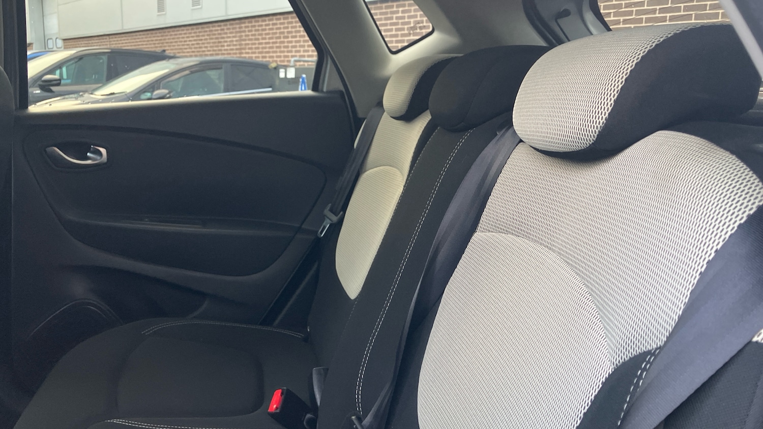 Used Renault Captur 2019 for sale - 76903829: Photo 16