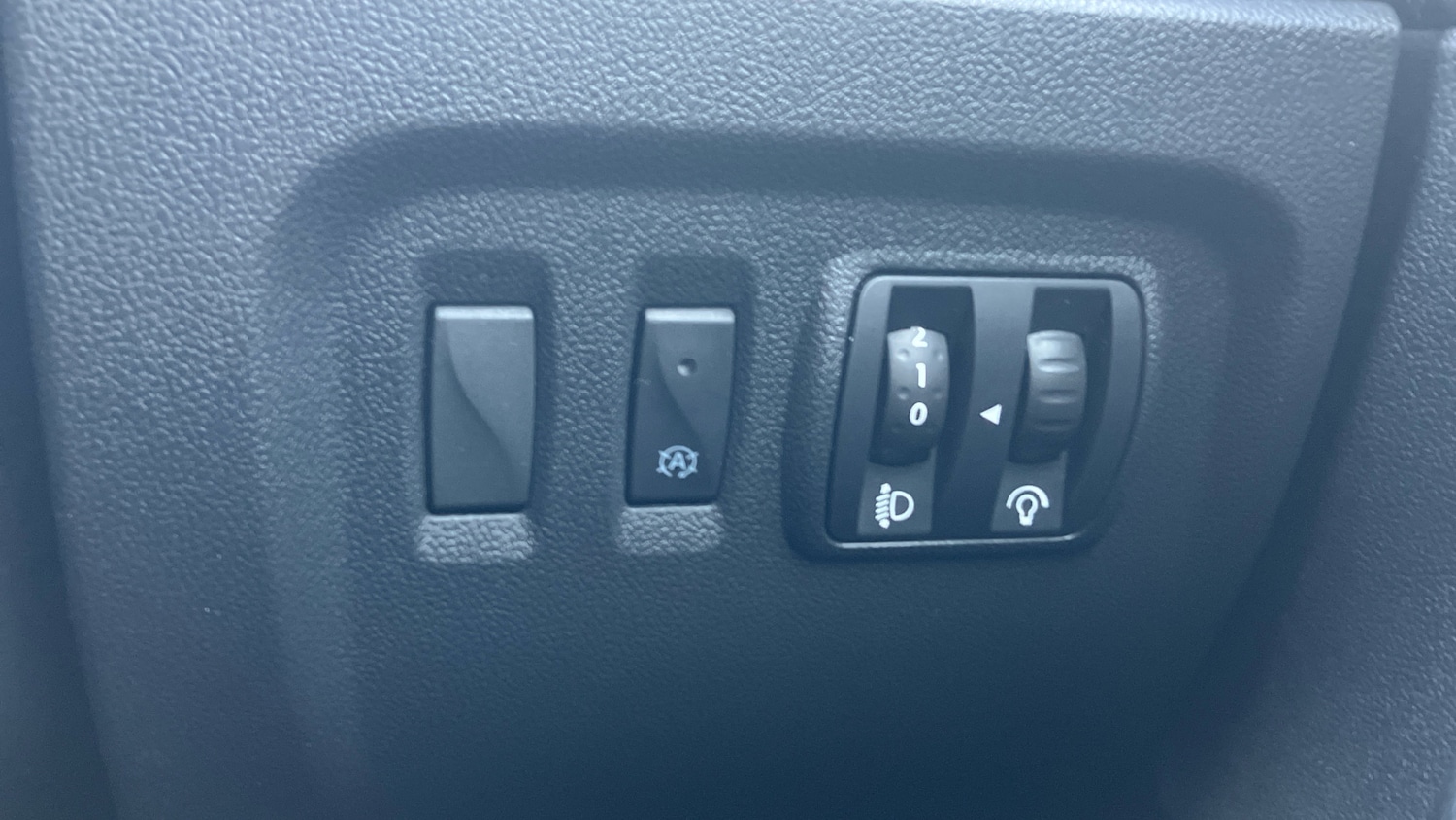 Used Renault Captur 2019 for sale - 76903829: Photo 23