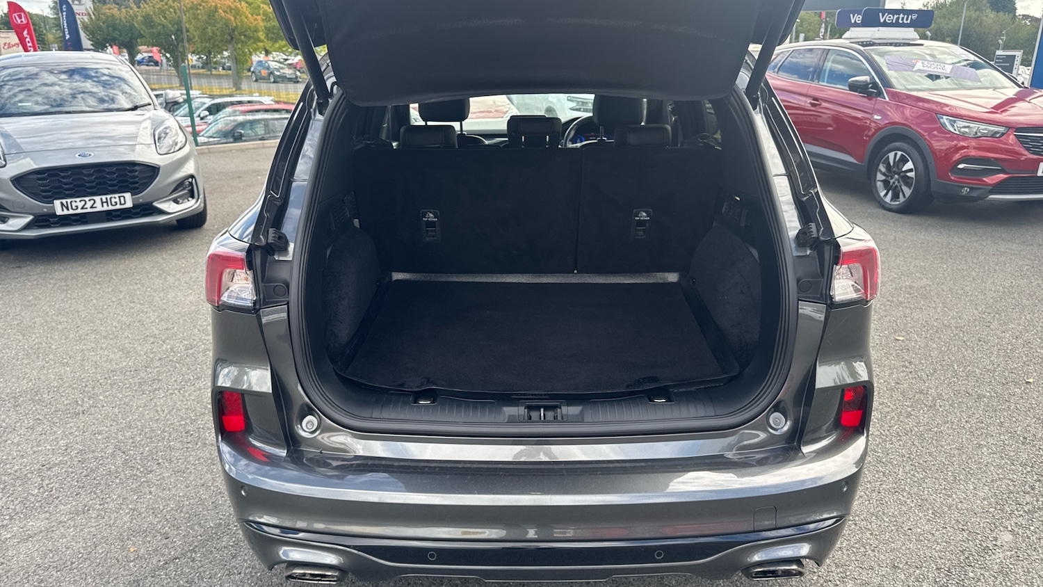 Used Ford Kuga 2021 for sale - 76393946: Photo 4