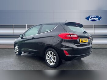 Used Ford Fiesta 2017 for sale - 77489852: Photo